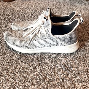 Adidas cloudfoam grey and white